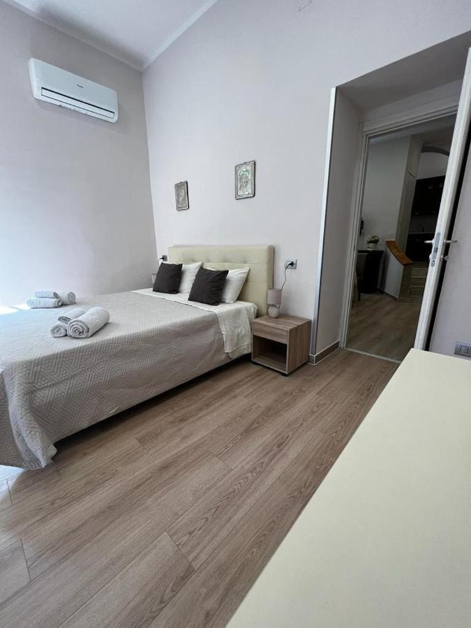 A Casa E Mamma' Apartment Napoli Exterior foto