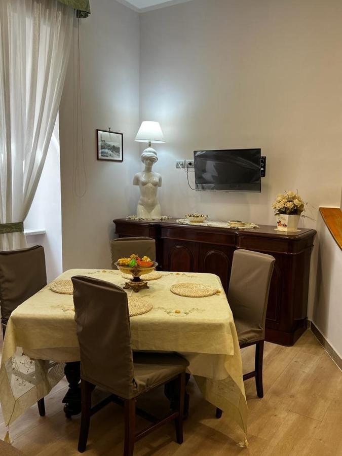A Casa E Mamma' Apartment Napoli Exterior foto